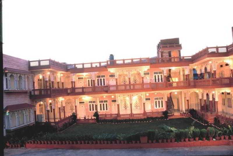 Jaipur Darbar Hotel Luaran gambar