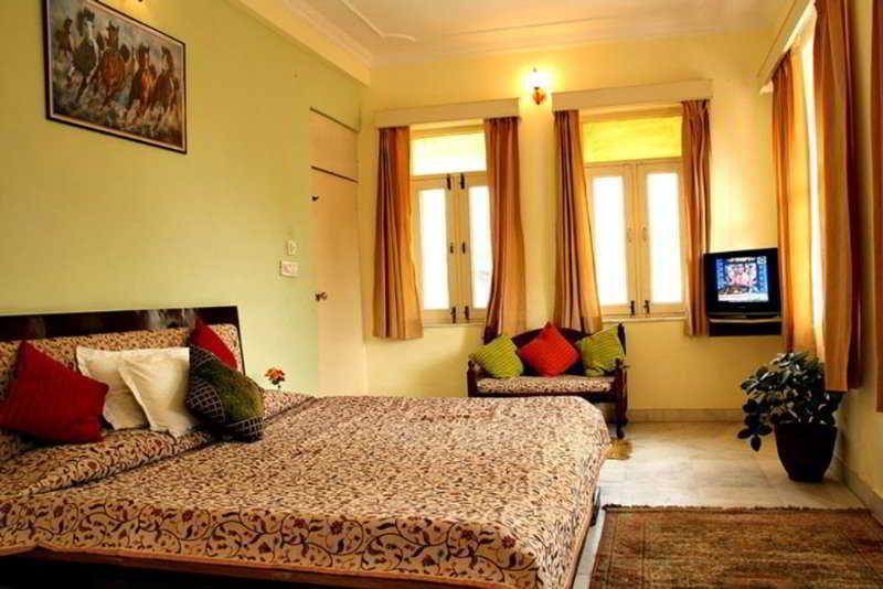 Jaipur Darbar Hotel Luaran gambar